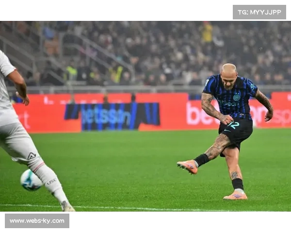 国米后卫阿坎吉换位表现亮眼，7次解围阻截马竞反击